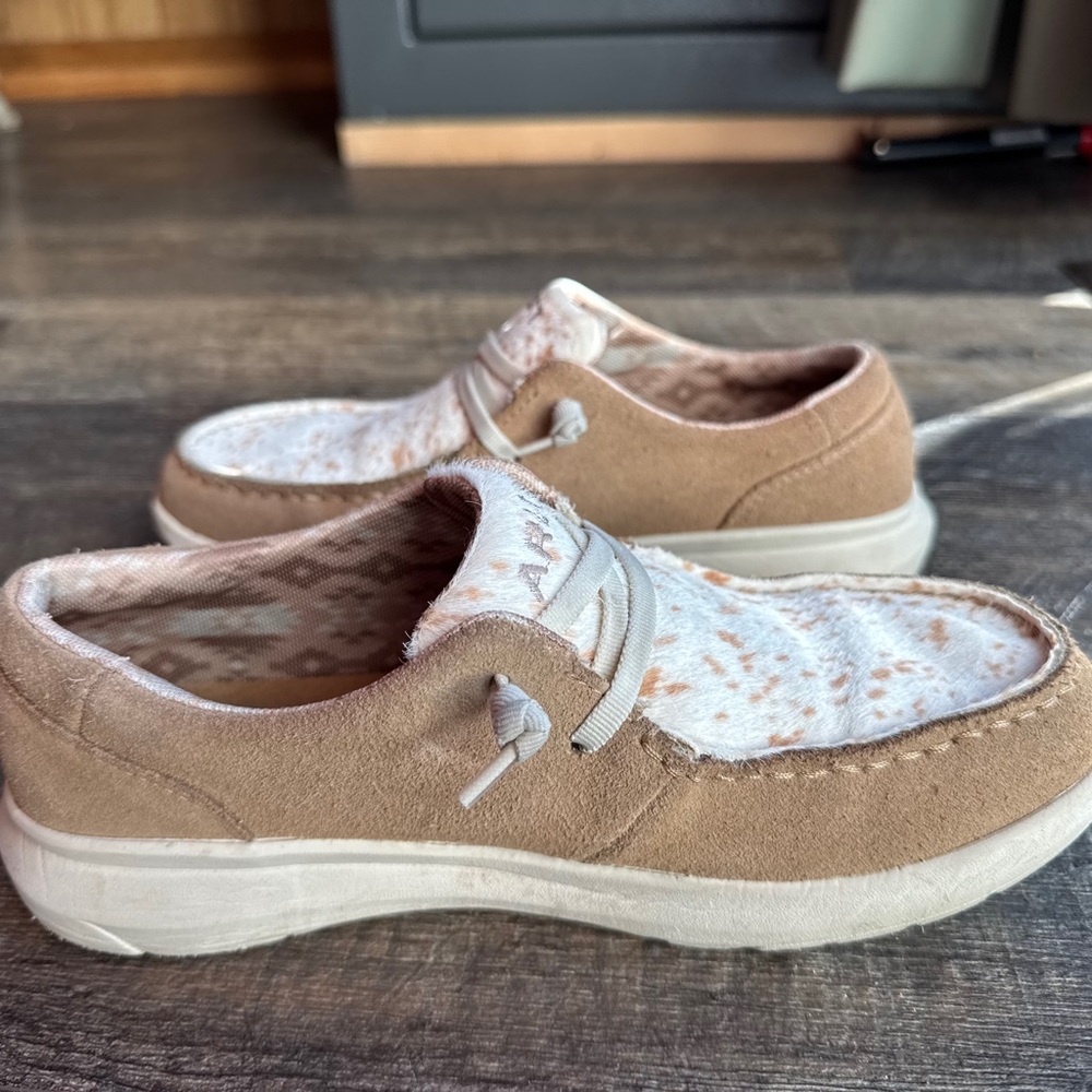 Ariat Women's Hilo Hair Calf Leather Slip On Sneakers - Picture 4 of 8